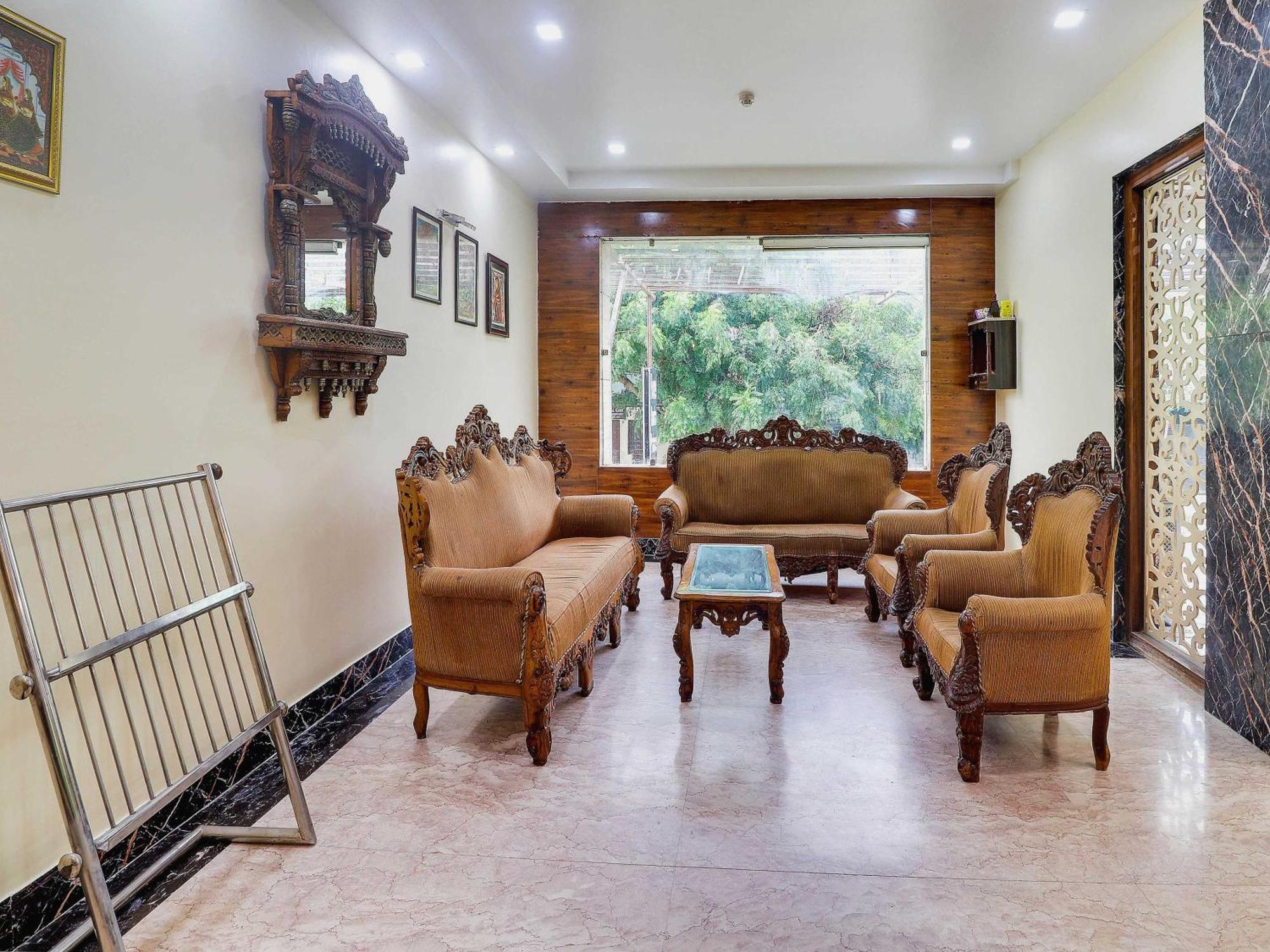 Oyo Flagship Hotel Rudra Palace アーグラ エクステリア 写真