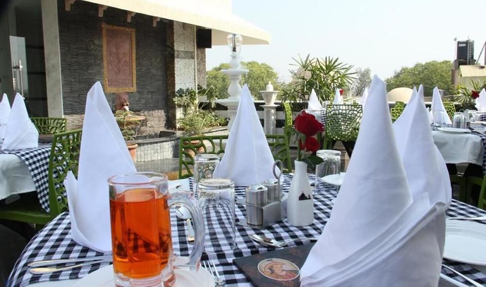 Oyo Flagship Hotel Rudra Palace アーグラ エクステリア 写真